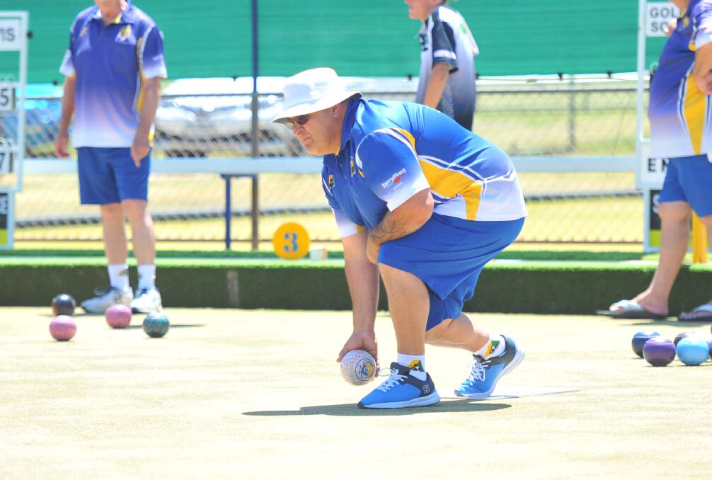 CONCENTRATION: Lead Scott Finch bowls for Golden Square against Inglewood. Square won its third game of the season with the 101-83 victory. Pictures: LUKE WEST