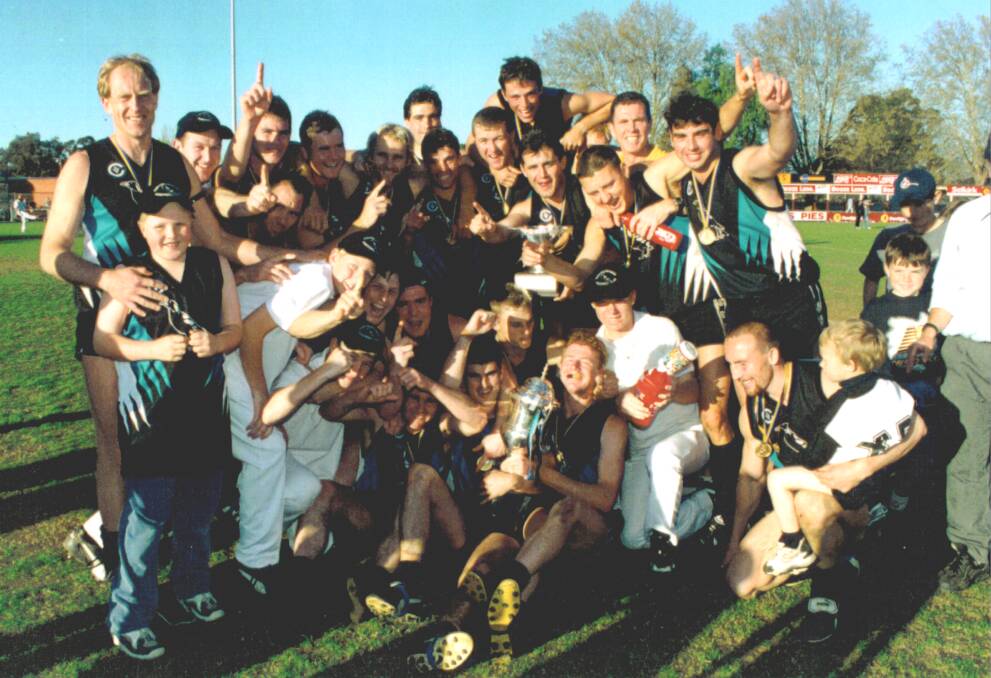 MAGPIES' SWOOP: Maryborough's 1998 premiership team that defeated Sandhurst by 47 points in the grand final to cap a 17-1 season.