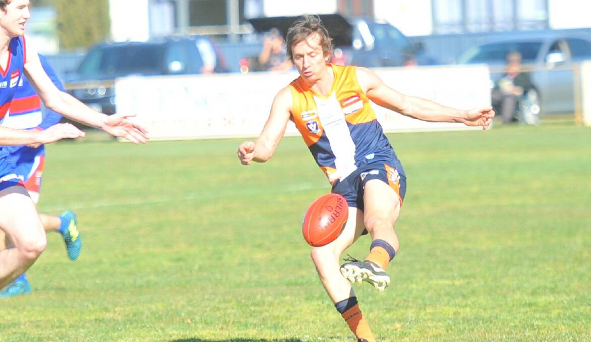 SKILFUL: Maiden Gully YCW wingman Nick Waterson was one of the Eagles' best players on Saturday.