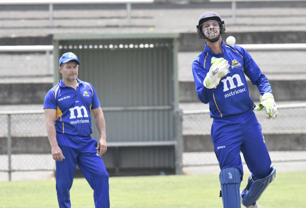 WINNERS: Golden Square's Scott Johnson and Ryan Hartley during the Bulldogs' win over Bendigo United by seven wicket on Saturday.