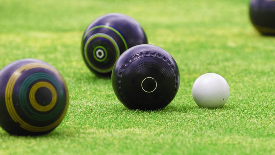 Midweek bowls flags up for grabs on first of four days of grand finals