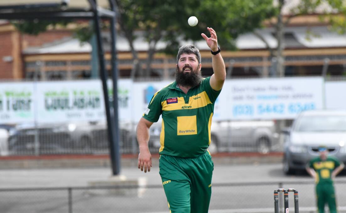 Brent Hamblin will play his 200th first XI game for Kangaroo Flat in the BDCA on Saturday. Picture by Noni Hyett