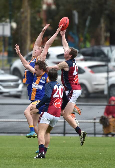 ARCH-RIVALS: Golden Square and Sandhurst clash in last year's elimination final at the QEO. A decision on the BFNL 2020 season could be made on Wednesday night.