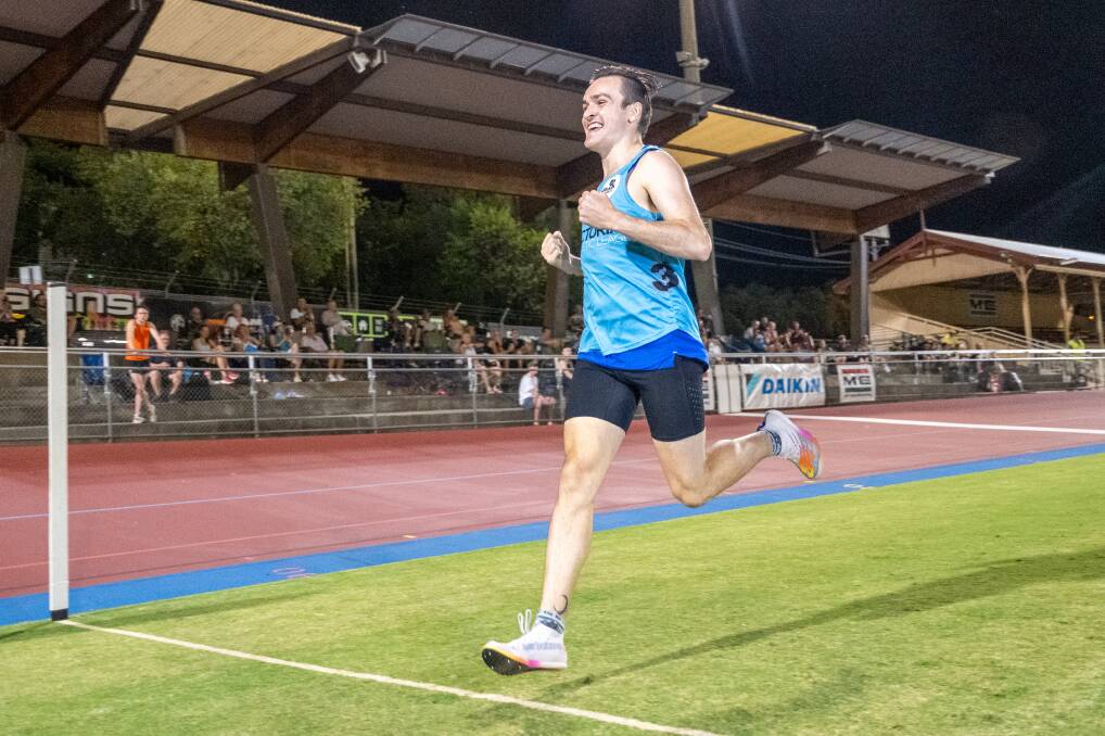 Bendigo's Jake Hilson wins the men's 800m final. Picture by Enzo Tomasiello