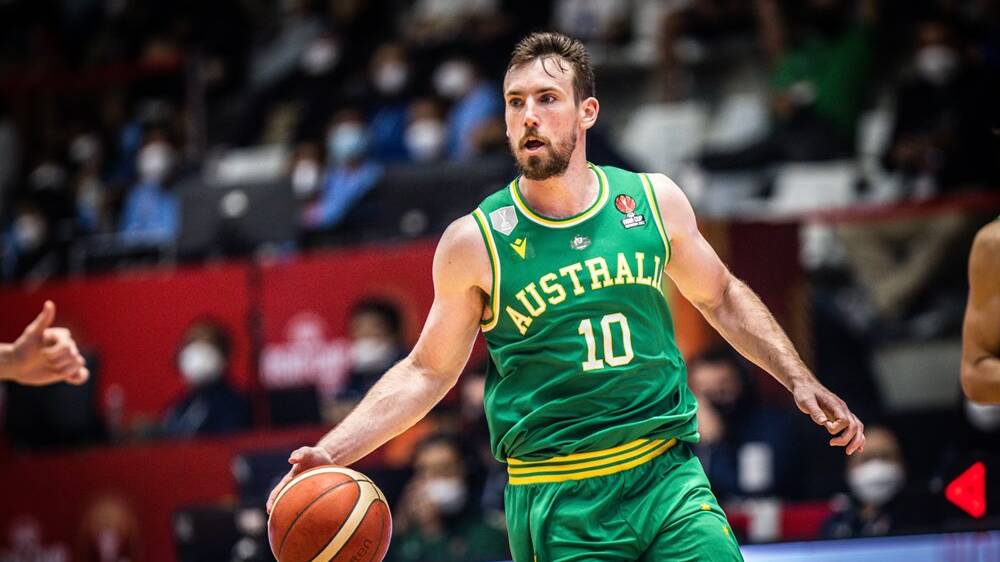 Former captain Mitch McCarron will be part of the Boomers' squad that plays Korea in Bendigo on Thursday night. Picture courtesy of FIBA