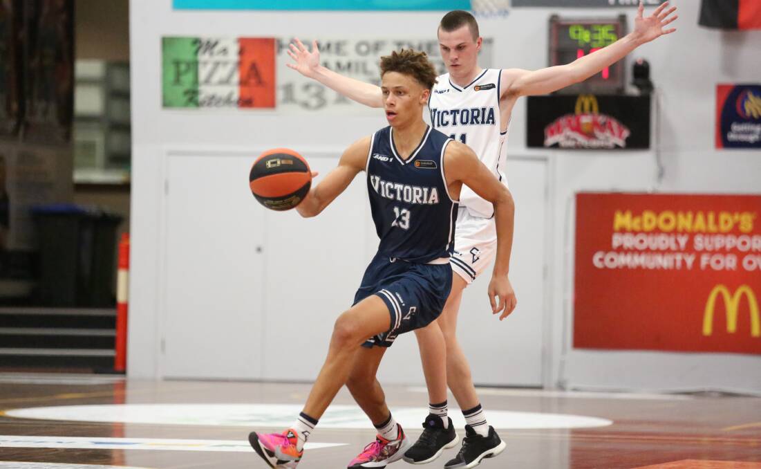 SKILLS: Bendigo's Dyson Daniels is Basketball Victoria's 2020 Junior Male Athlete of the Year. Picture: BASKETBALL VICTORIA