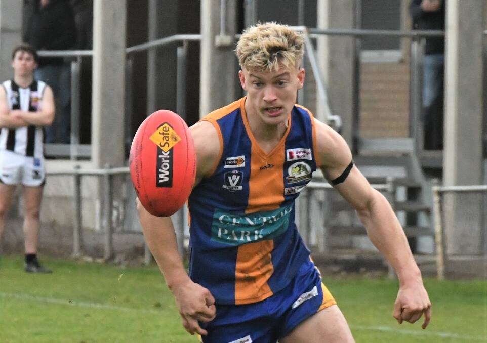 Zavier Murley playing for Golden Square this year. Murley has signed with Castlemaine for the 2024 BFNL season.