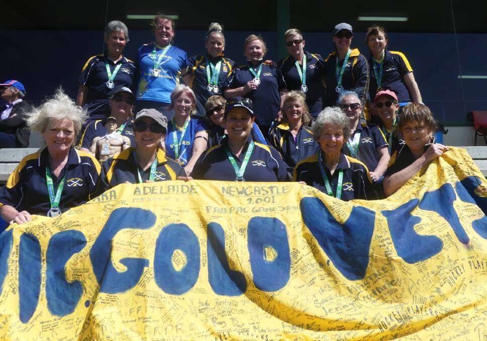 SUCCESSFUL TRIP: Hockey Central Victoria players that won medals at the recent Australian Masters Games in Tasmania. Picture: CONTRIBUTED