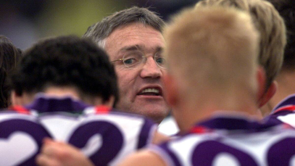 Damian Drum coaching the Dockers against Geelong in 2000.