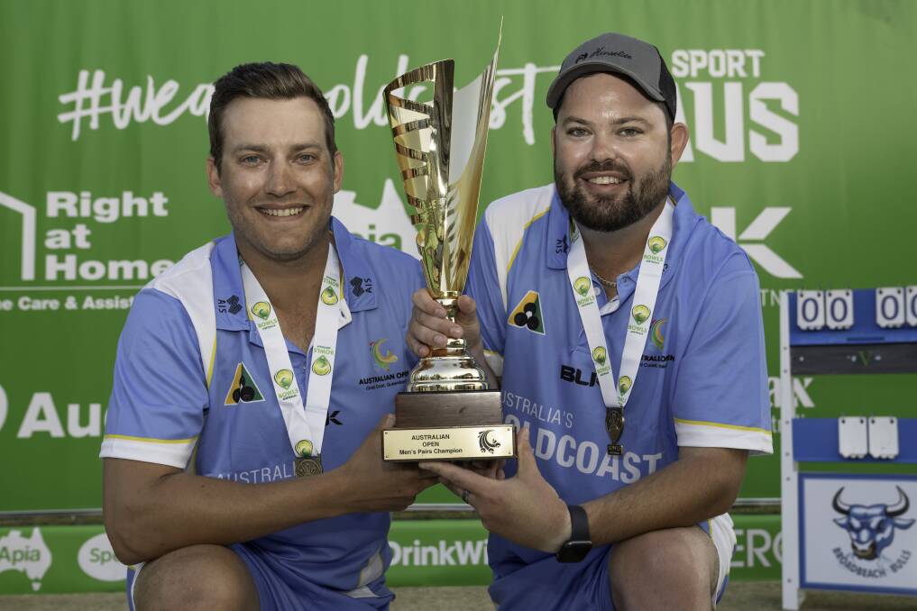 VICTORIOUS COMBINATION: Ben Twist and Aaron Wilson after winning the men's pairs at the Australian Open. Picture: BOWLS AUSTRALIA