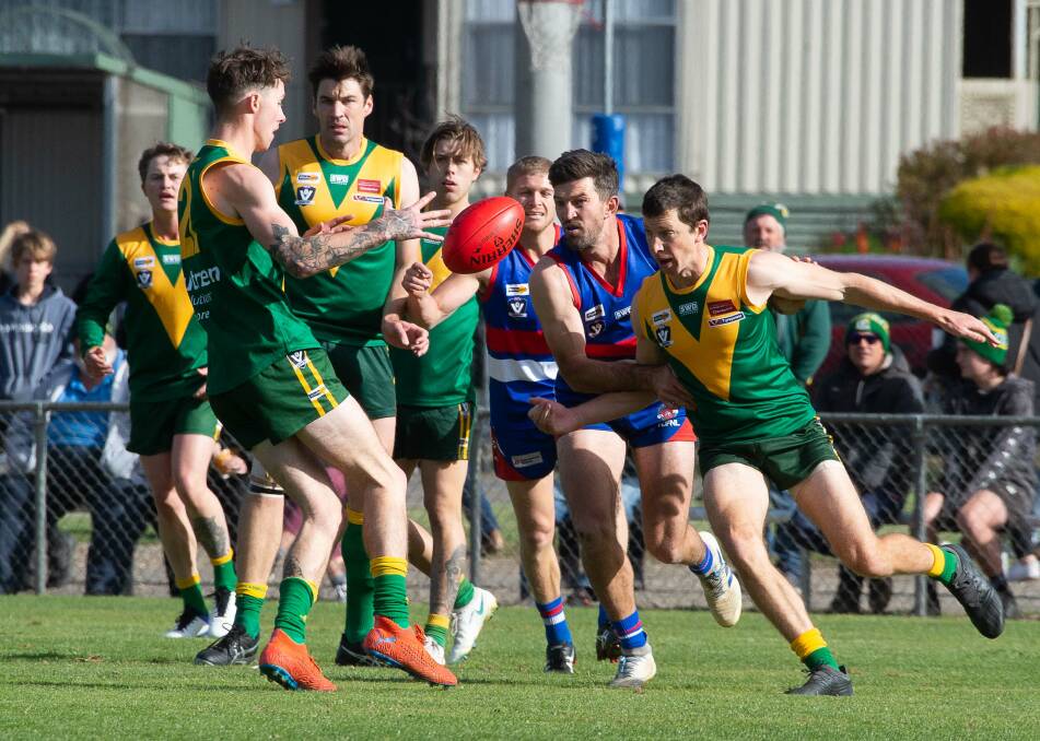MATCH OF THE ROUND: Colbinabbin and North Bendigo feature in the HDFNL's marquee game on Saturday. The Bulldogs won by six points when they met earlier in the season. Picture: PETER WEAVING