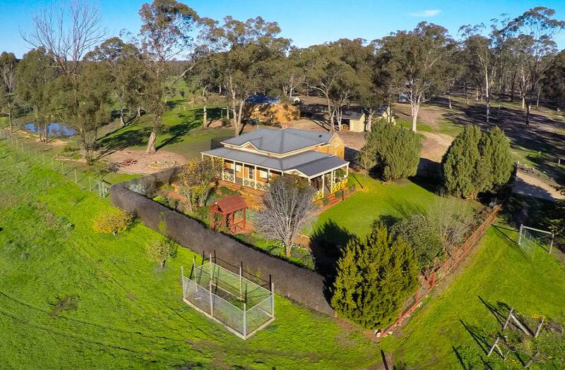 This historic homestead has a seven-room sandstone stables accommodation complex, and features a vineyard, outbuildings and 65 ha (160 acres approx.) of prime land.