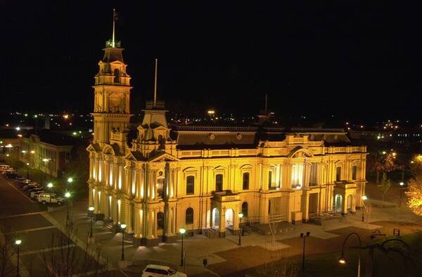 Bendigo Town Hall. Picture: FILE