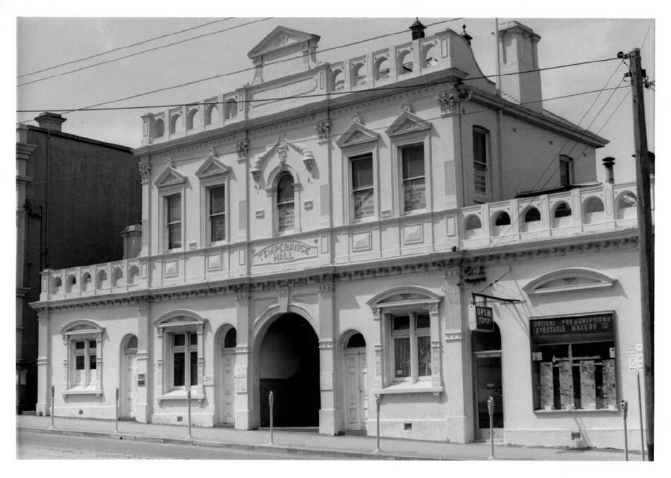 1964: Temperance Hall located at 20 View Street, Bendigo. Photo supplied by State Library of Victoria. 
