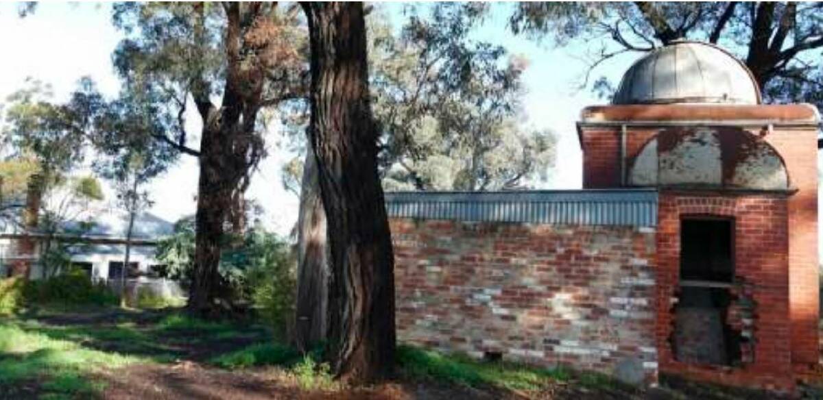 The Beebe observatory and, in the background, the La Rocca house. An expert panel says the home is integral to understanding the observatory. Picture: SUPPLIED