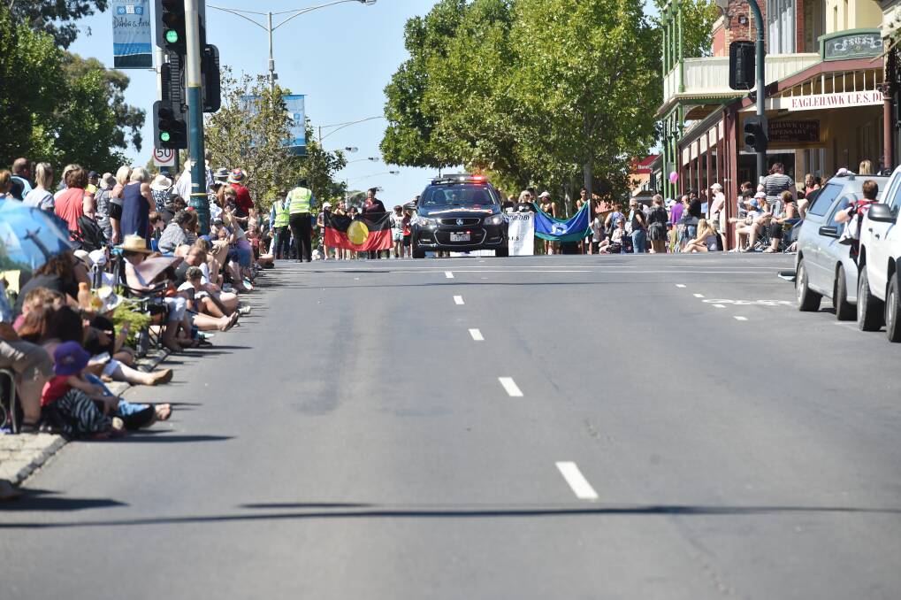 The Dahlia and Arts Street parade arrives in Eaglehawk in 2017. Picture: DARREN HOWE