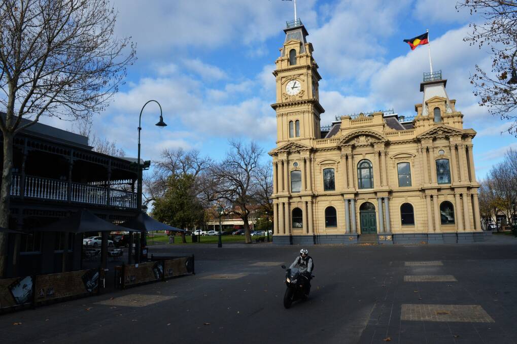 The Bendigo Town Hall, where councillors voted to contest a host of planning appeals heading to the Victorian Civil and Administrative Tribunal. Picture is a file photo by Brendan McCarthy.
