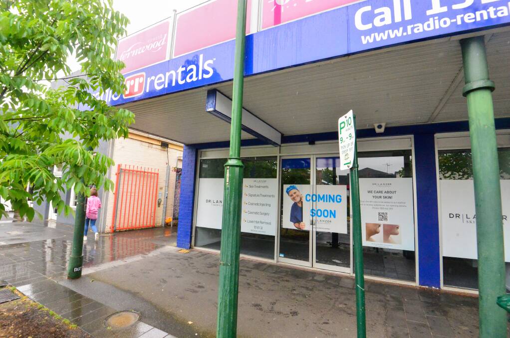 The old Radio Rentals shop space in Hargreaves Mall could soon be a Daniel Lanzer clinic. Picture: DARREN HOWE