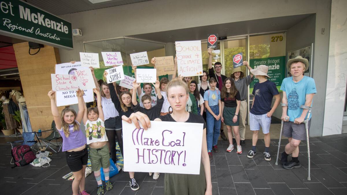 Climate change strike: Bendigo students put energy policies in the spotlight. Picture: Darren Howe