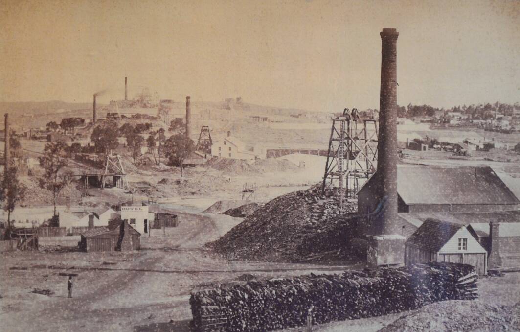 On the diggings: a sketch of the the old Hustlers mine, Bendigo, where seven miners died from an explosion in 1914. 

