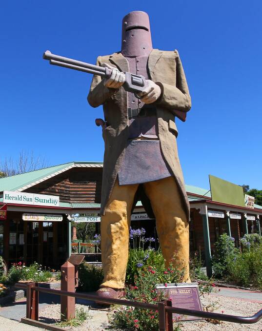 Tourist drawcard or glorifying a killer: The giant Ned Kelly statue at Glenrowan should be pulled down, a descendant of one of his victims believes. 