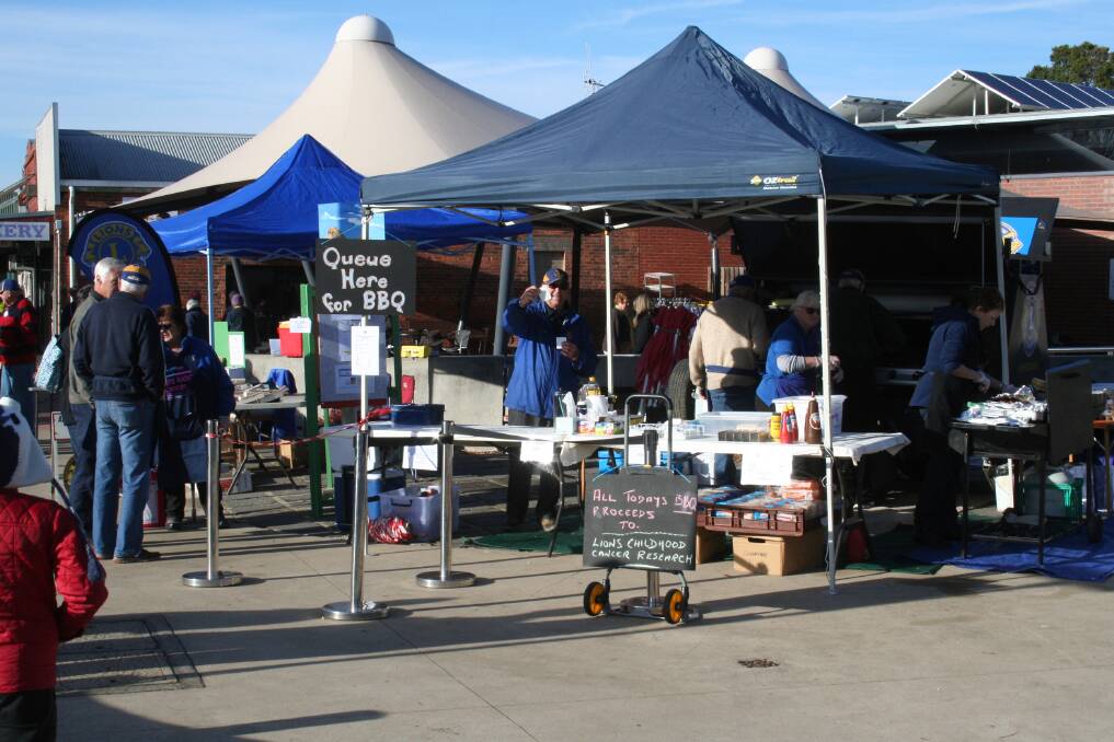 DAY OUT: Maryborough Lions Market. Picture: SUPPLIED. 