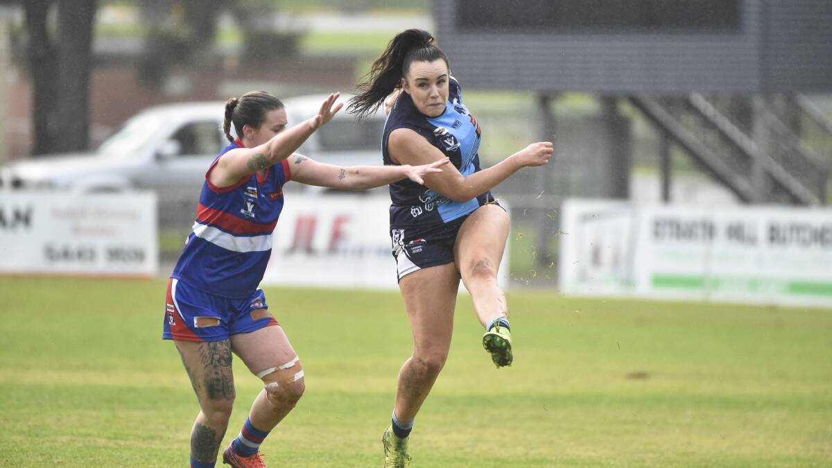 Molly Metcalf in action for Eaglehawk during her debut season with the club.
