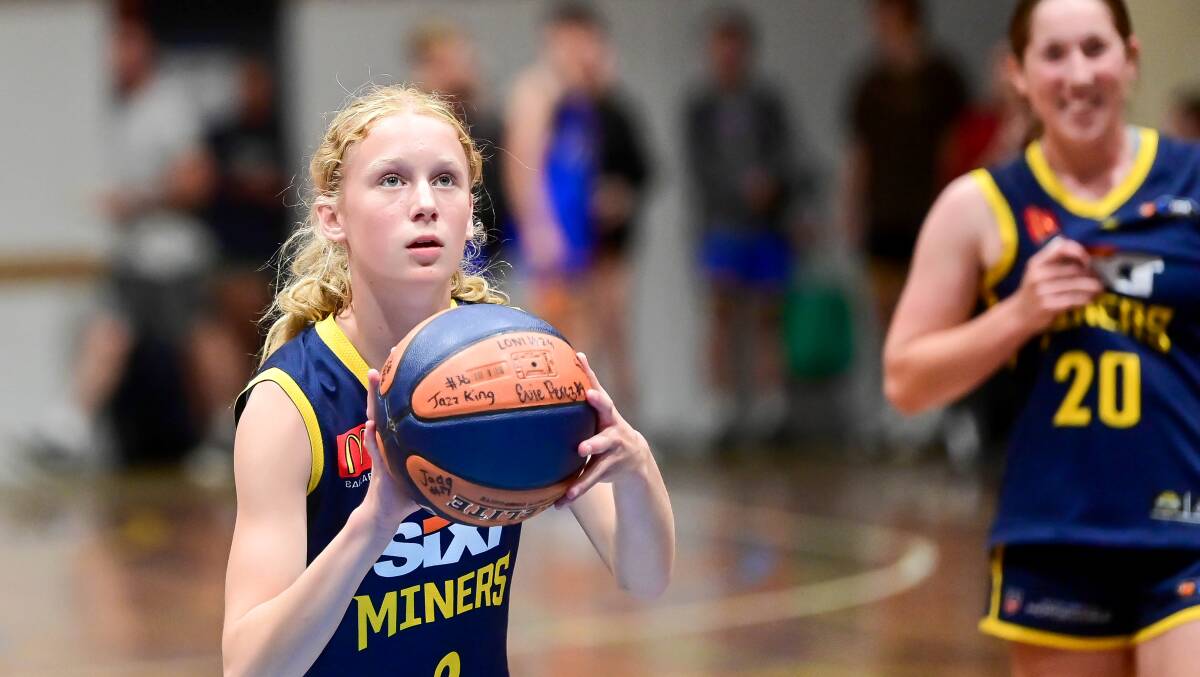 Ballarat Miners' Audrey Murane during the team's U16 Div 1 grand final win against Geelong United. Picture by Brendan McCarthy
