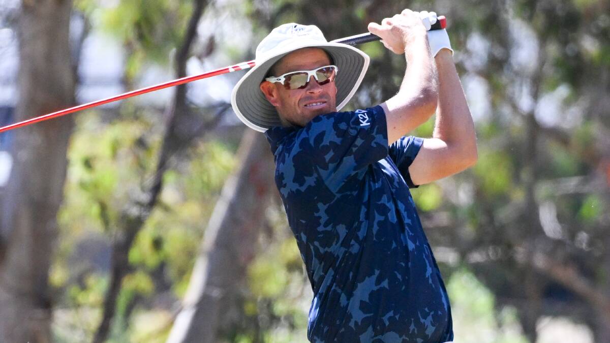 Andrew Martin wrapped up day two at Bonnie Doon Golf Club at six-under total.