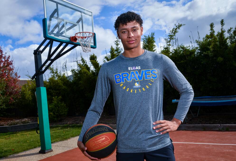 COLLEGE BOUND: Bendigo Braves product Kai Daniels has signed a contract to play college basketball with Regis University in Colorado. Picture: BRENDAN McCARTHY