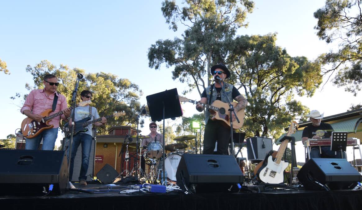 Four Lions perform at Summer in the Parks in 2017. The Bendigo band will release a new single on November 17.