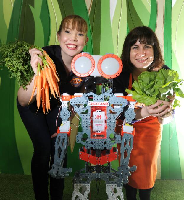 PROJECTS: Discovery Centre Bendigo staff members Alissa Van Soest and Diantha Vess are keen to show how technology can help the world. Picture: NONI HYETT