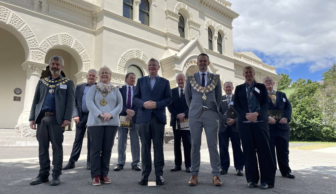 UNITED: Representatives from 13 councils that are partnered in the Victorian Goldfields world heritage listing bid with patron Denis Napthine in 2021. Picture: Caleb Cluff.