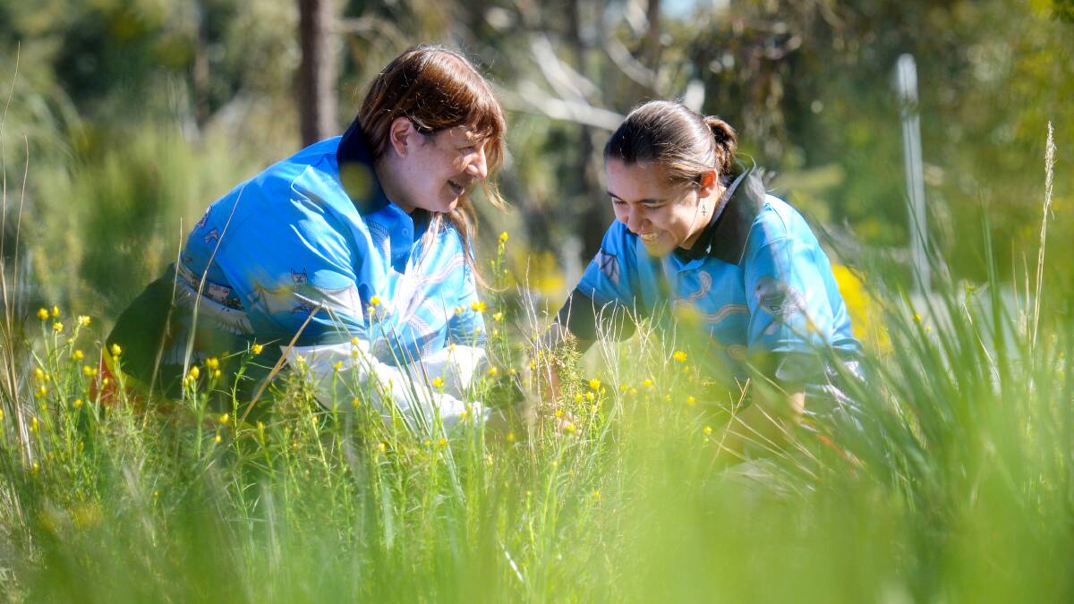 North Central Catchment Management Authority's Shiralee Bothe with Indigenous student Annalise Varker. Picture: DARREN HOWE