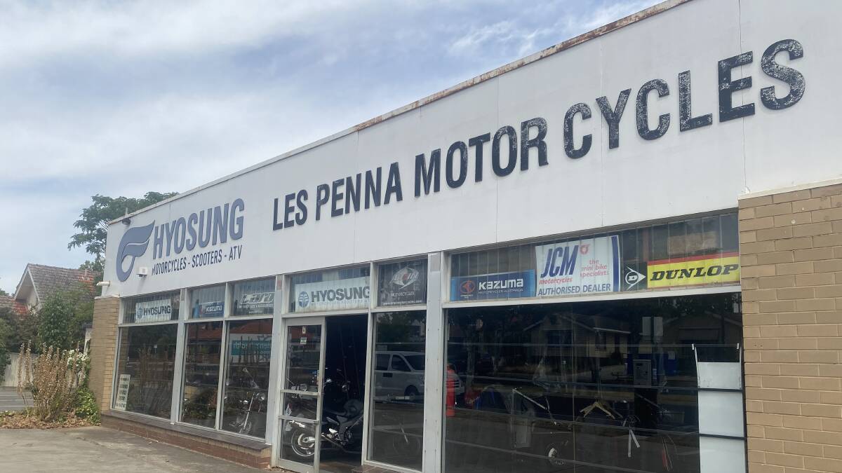 Police investigate break-in a Bendigo motorcycle store