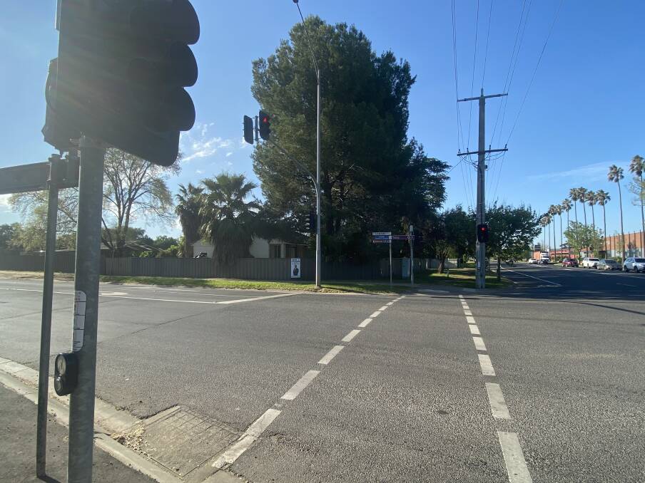 LOCATION: A proposal for a new KFC on the corner of Howard Street and the Midland Highway in Epsom is waiting to go before council. Picture: CHRIS PEDLER