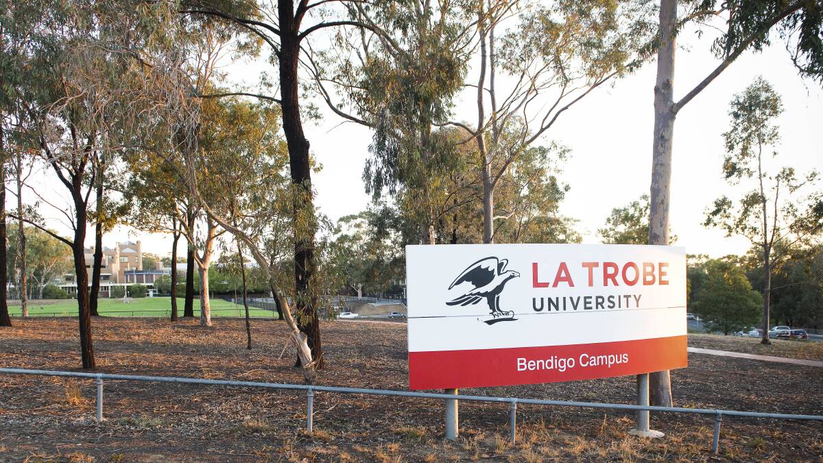'Heart' of Bendigo university campus closes