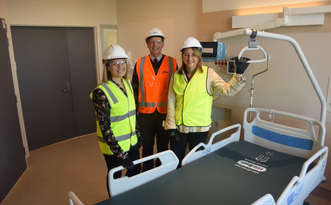 BUILDING CAPACITY: Bendigo Health acting chief executive officer Robyn Lindsay, chairman Bob Cameron and Bendigo East MP Jacinta Allan have announced more than 200 new jobs will arrive with the new hospital.