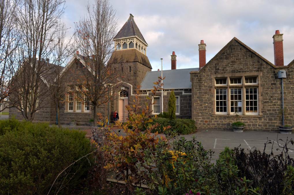 Old Kyneton school to remain owned by public