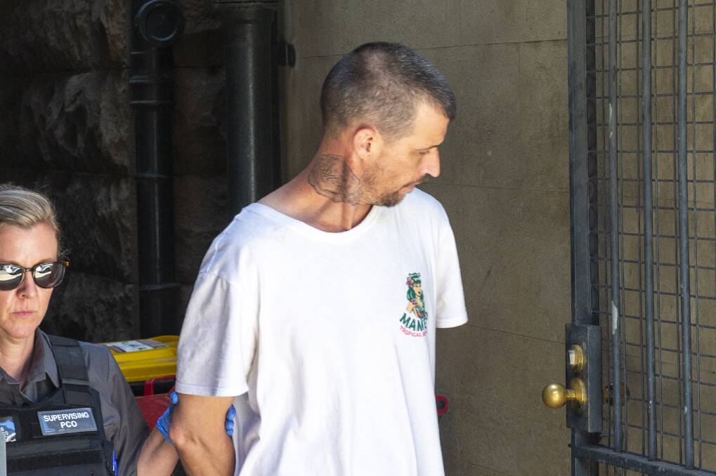 ARRESTED: Justin Craig leaving the County Court in Bendigo yesterday, after pleading guilty to burglary and theft. Picture: DARREN HOWE