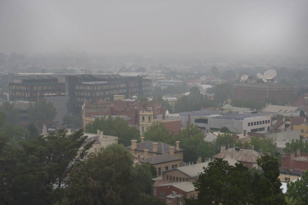 Bendigo has experiencing some hazy days this week due to bushfire smoke. Picture: BRENDAN MCCARTHY