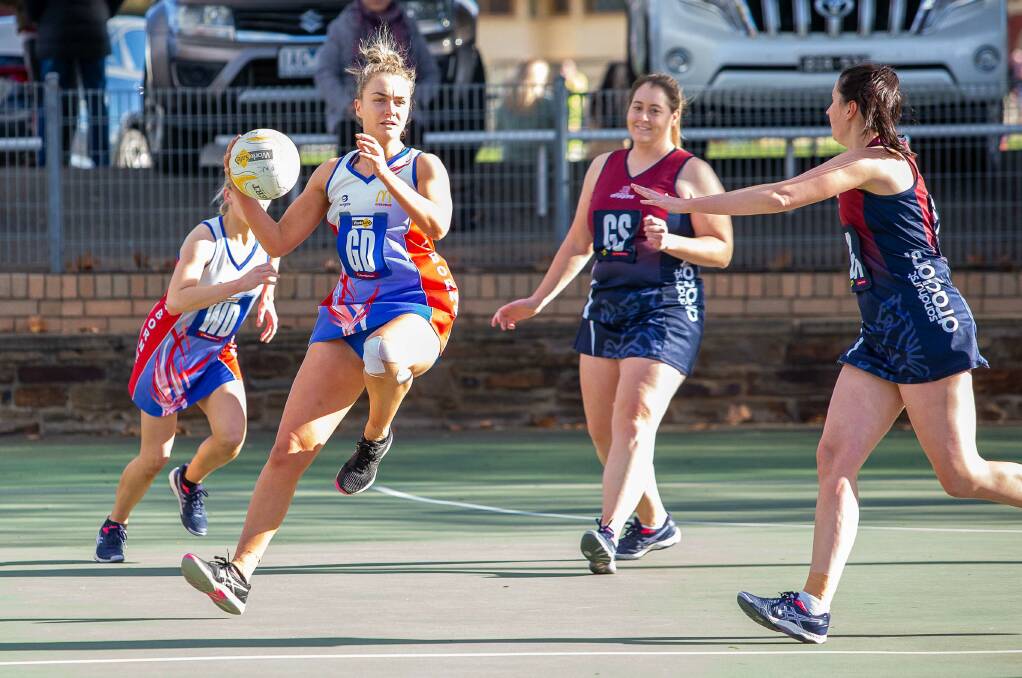 Maddy Stewart in action for Gisborne against Sandhurst in 2021. Picture: PETER WEAVING