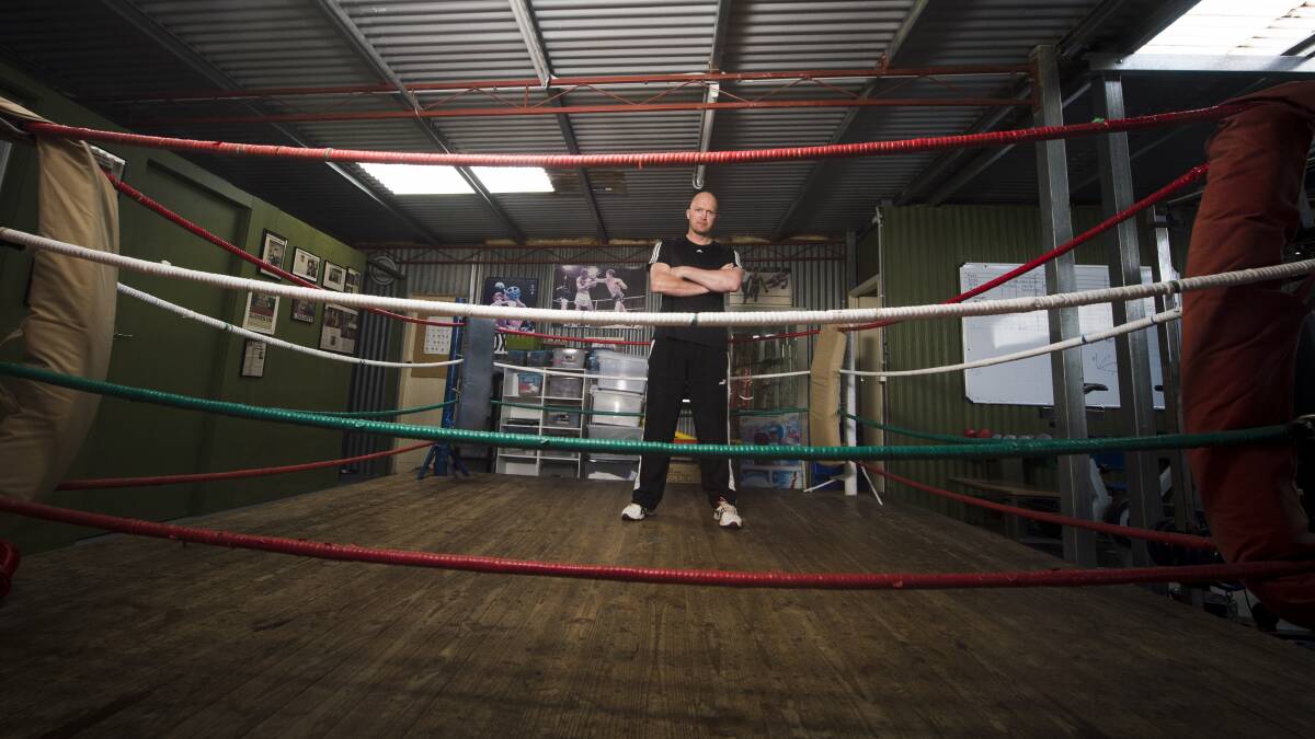 Justin Whitehead takes a brief moment out from training at the California Gully gym of trainers Pat and Gary Connolly ahead of his heavyweight showdown. Picture: DARREN HOWE