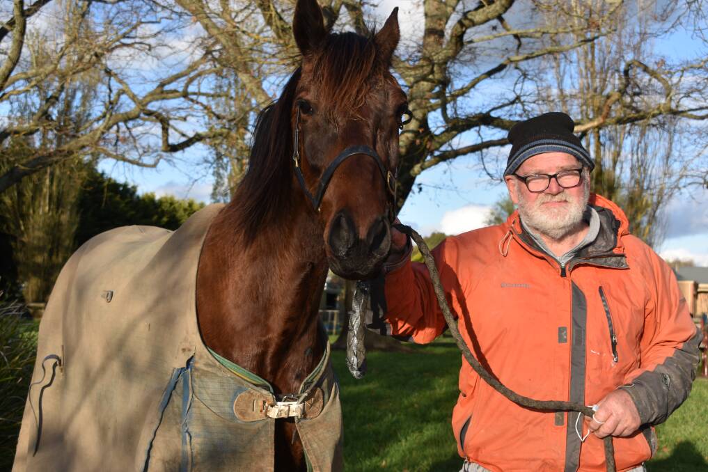Trainer Greg Leight on his Kyneton property with Daddywho.