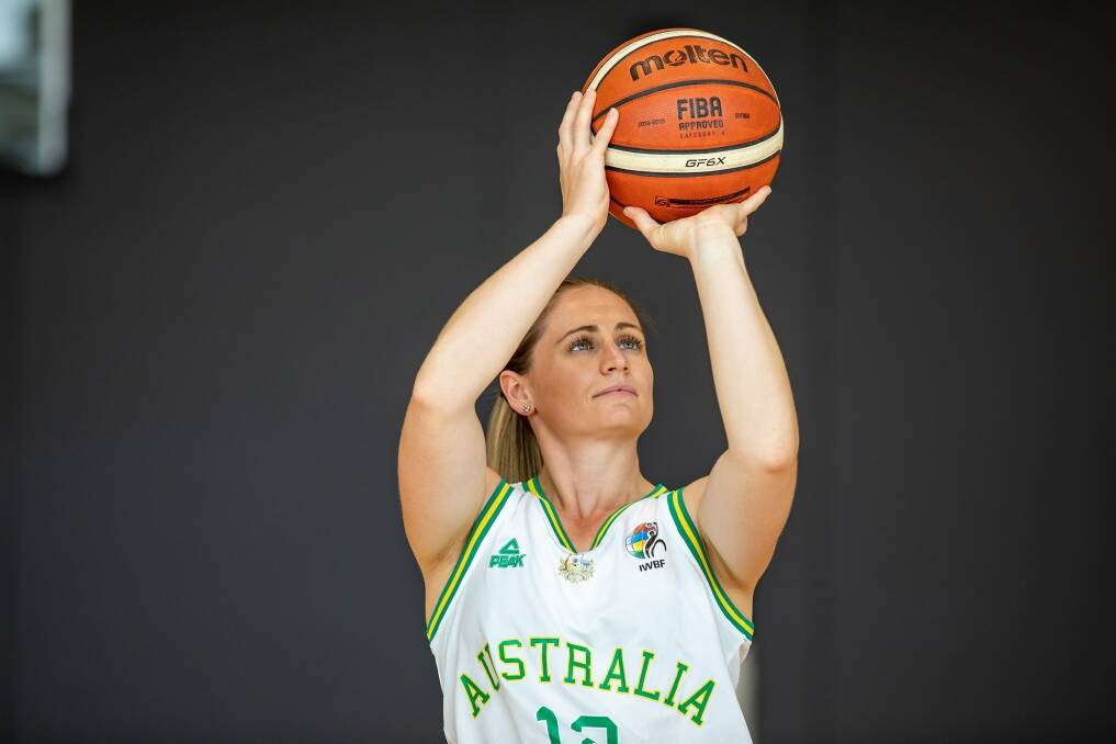 Bree Mellberg is shooting for gold with the Australian Gliders at the 2021 Tokyo Paralympics.