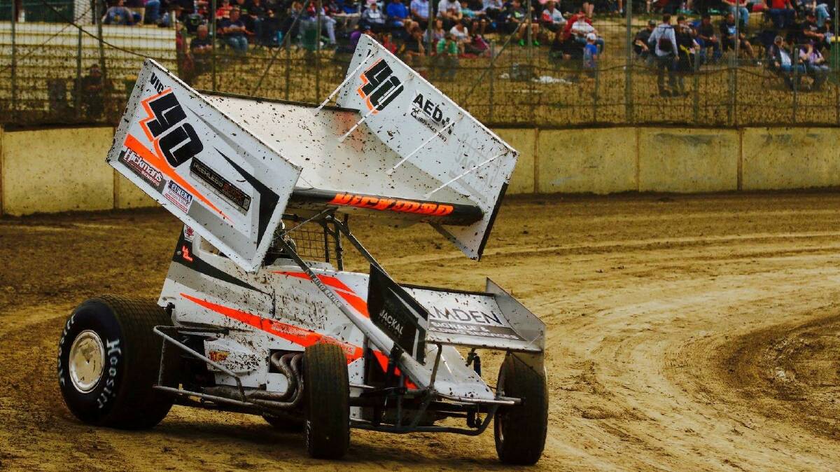 Rusty Hickman in his trusty #40 sprintcar. Picture: ROBERT LAKE PHOTOGRAPHY