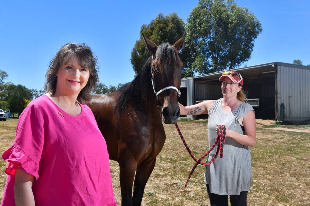 Julianne Morris and youngest sister Katie McCloy with Whata Journey at Strathfiedsaye. Picture: NONI HYETT