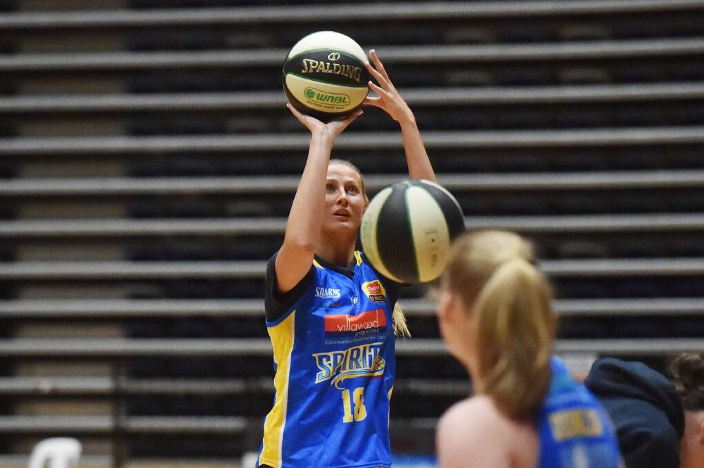 WNBL players, including those from the Bendigo Spirit, have signed their historic first Collective Bargaining Agreement. Picture: DARREN HOWE
