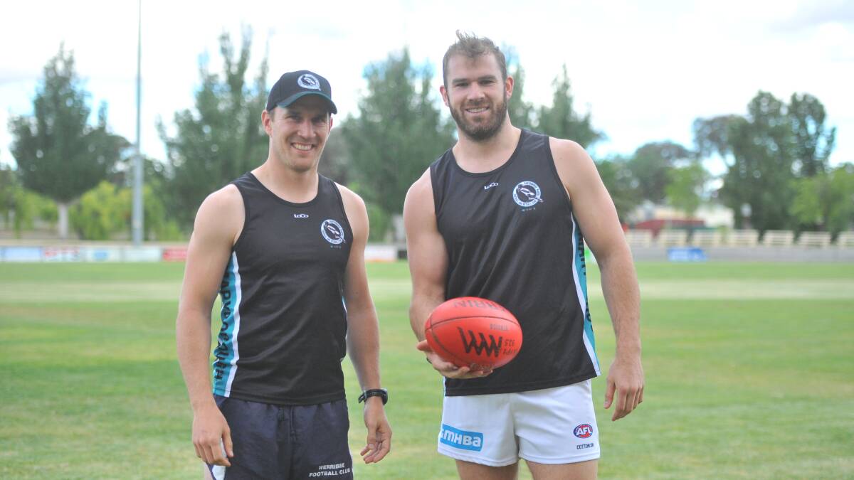 Maryborough coach Ben Lavars and star recruit Stewart Crameri will be targeting the Magpies's first win this season against Castlemaine on Friday.
