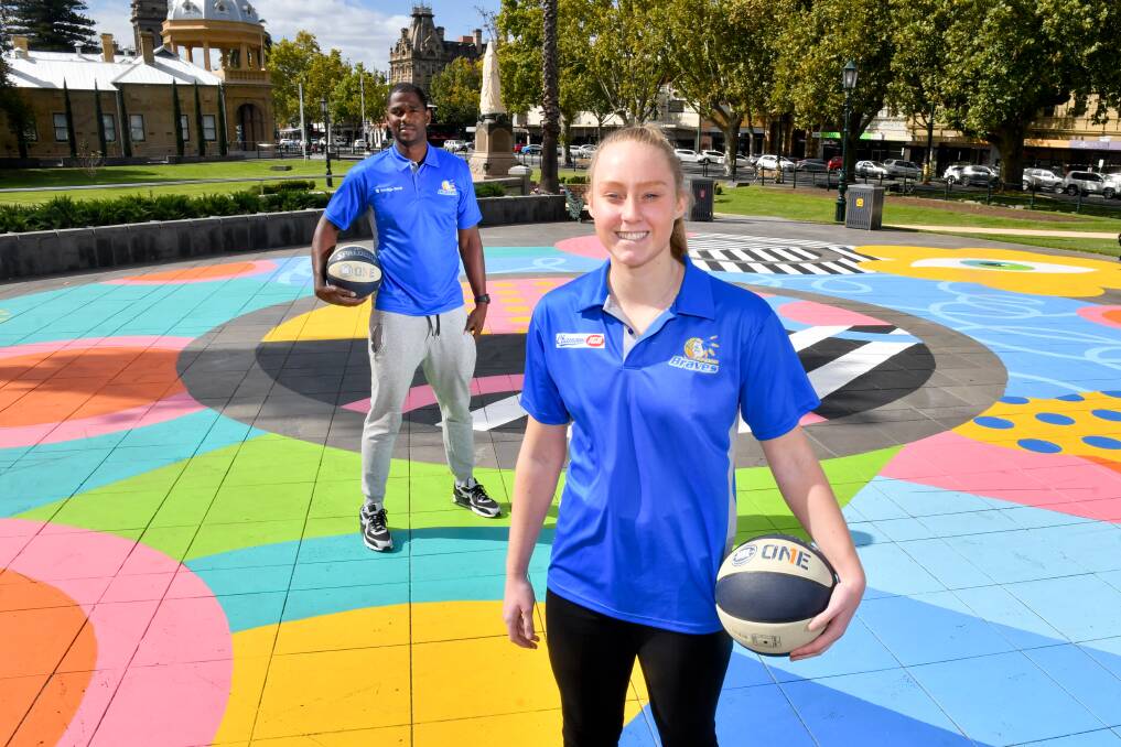 Ray Turner and Piper Dunlop have helped the Bendigo Braves men's and women's teams win their season openers in Mount Gambier on Saturday. Picture: DARREN HOWE